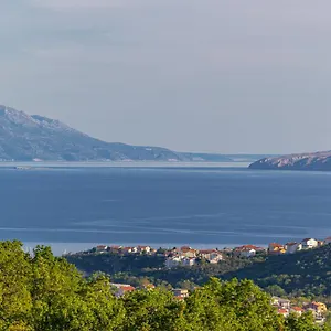 https://apartments-marija-ii.primorje-gorskikotar.com